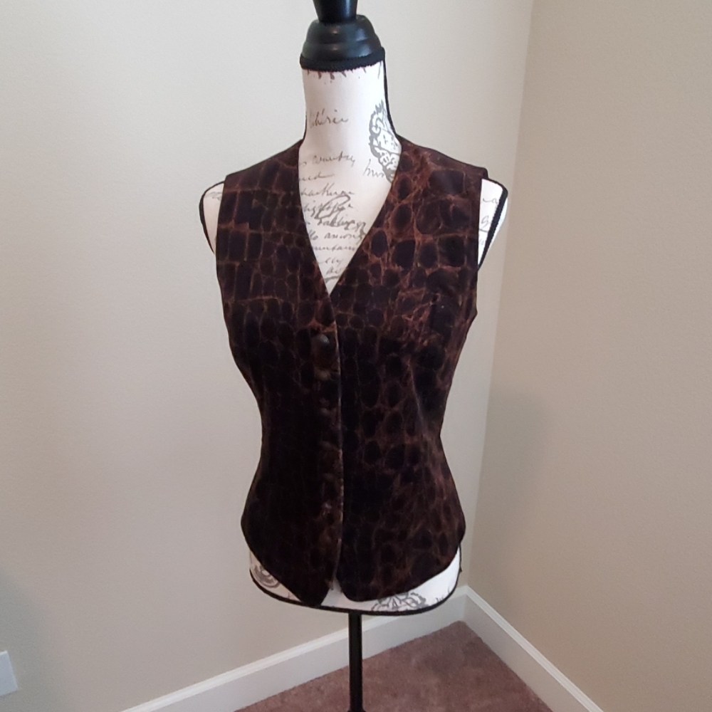 Brown Dana Bachman crocodile print vest. Size 2